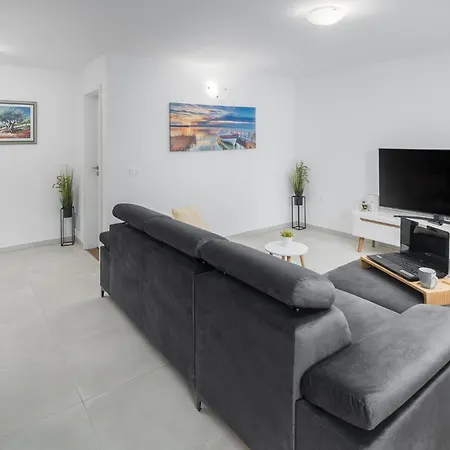 2 Bedroom In Visnjan Дом отдыха