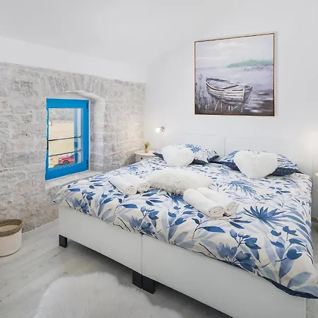 2 Bedroom In Visnjan Дом отдыха